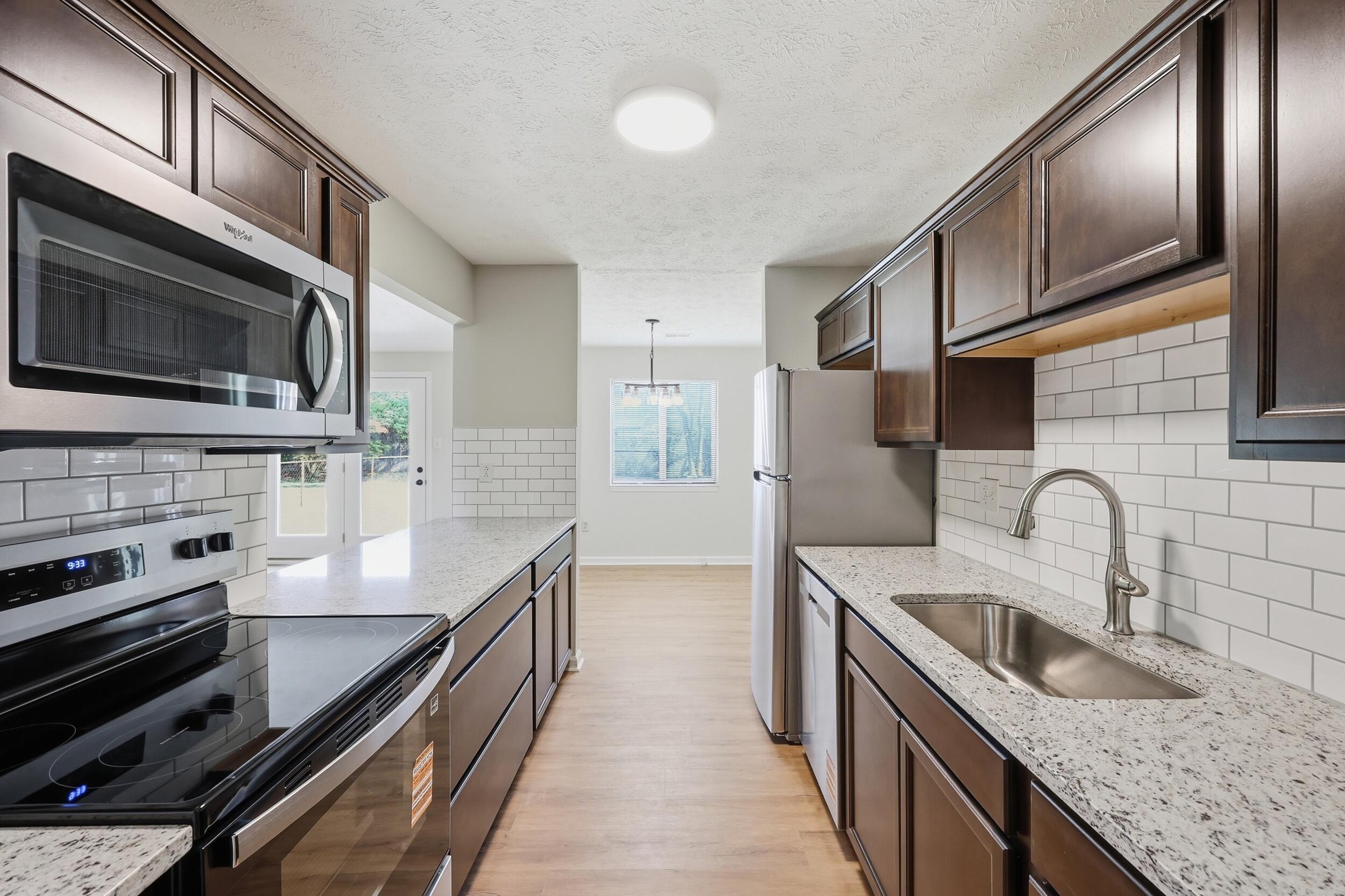 1633 Summerhill Drive