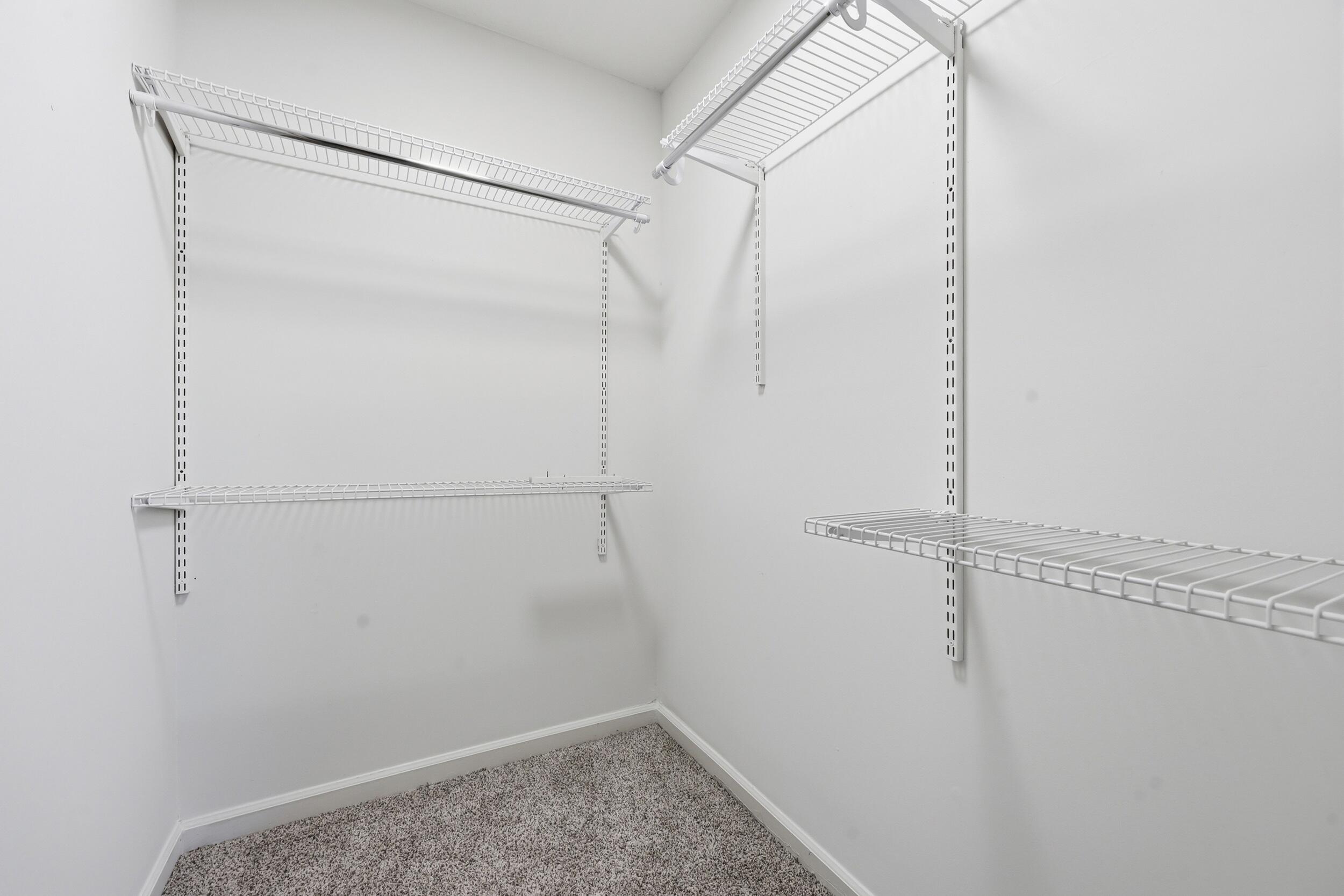 1633 Summerhill Drive