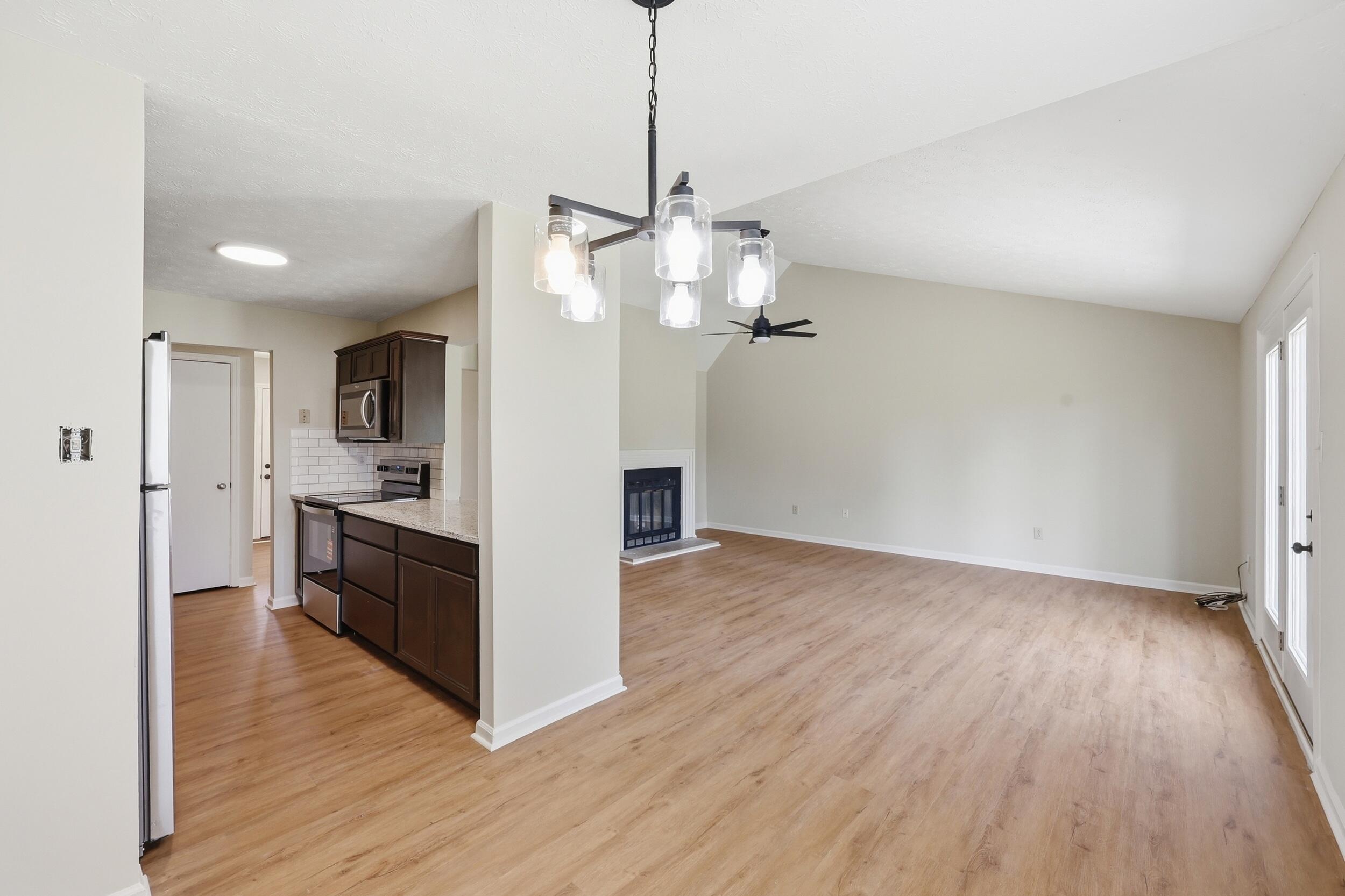 1633 Summerhill Drive