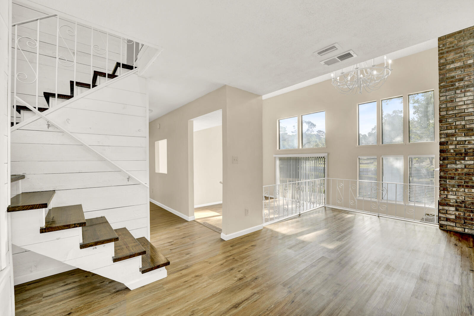 645 Carr Drive