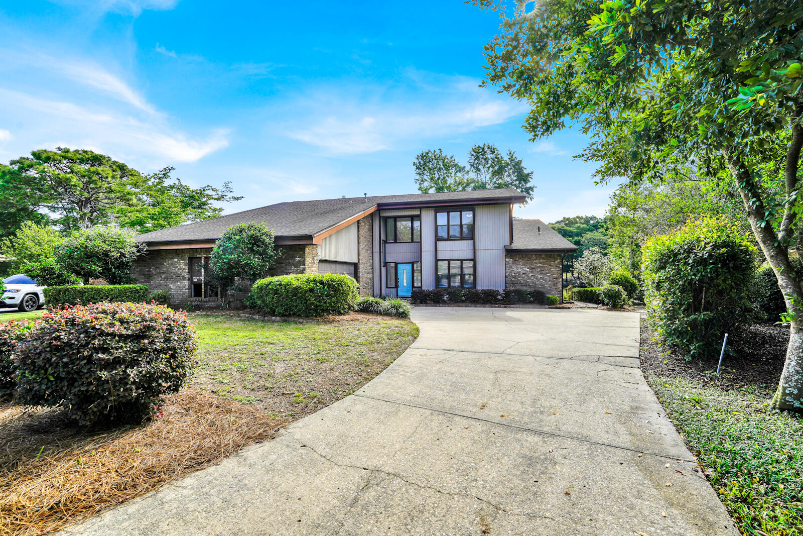 645 Carr Drive