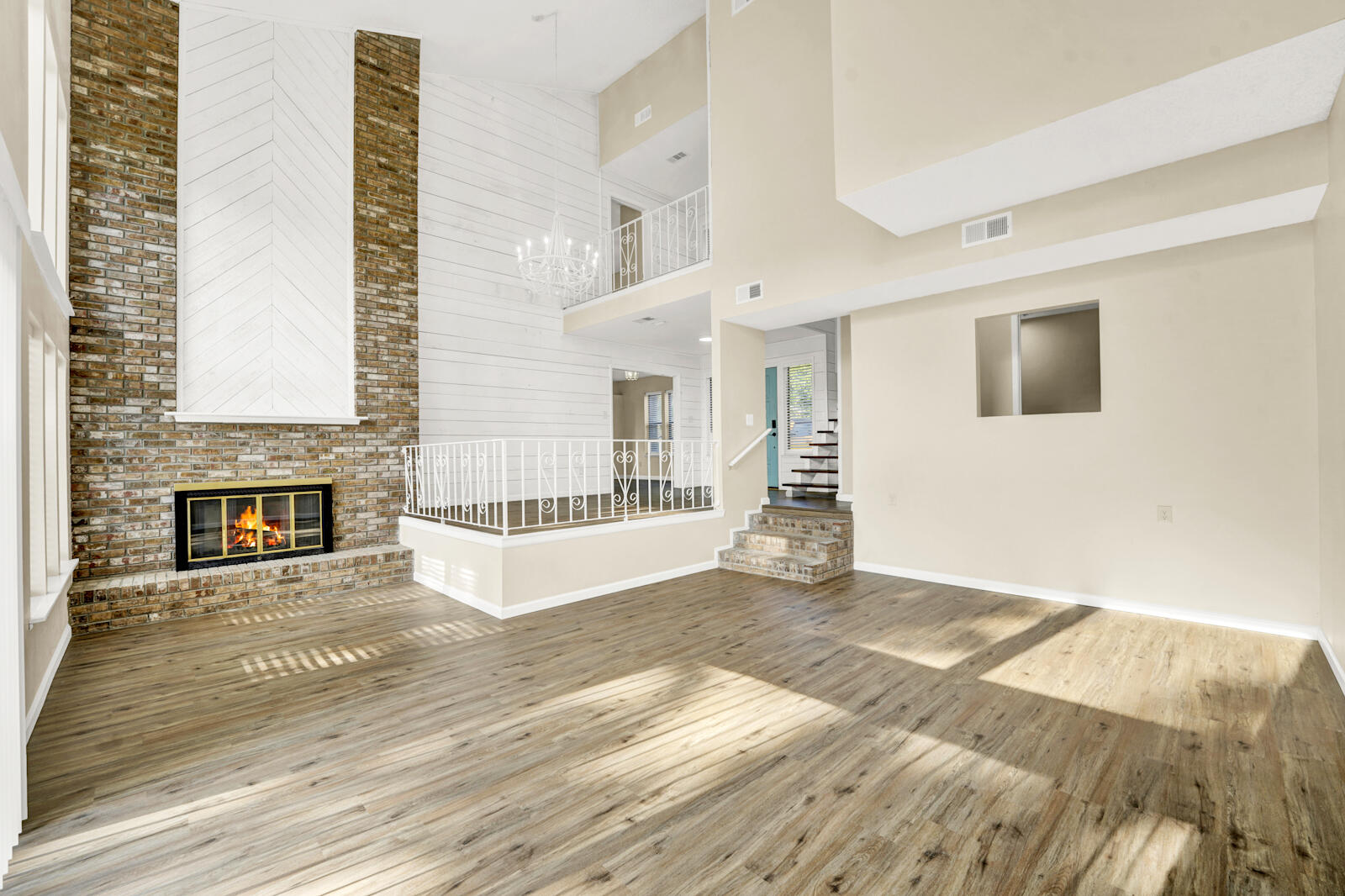 645 Carr Drive