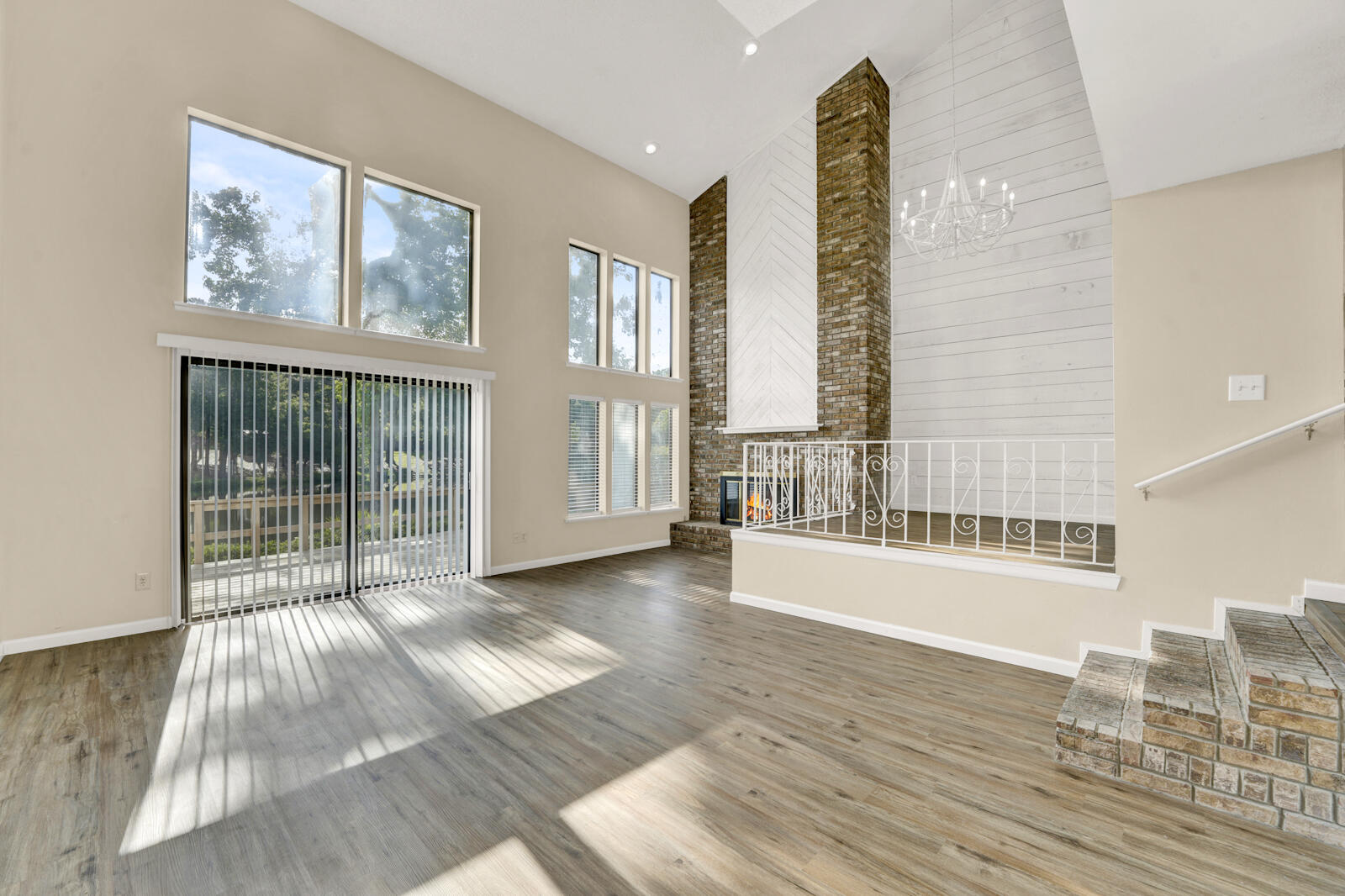 645 Carr Drive