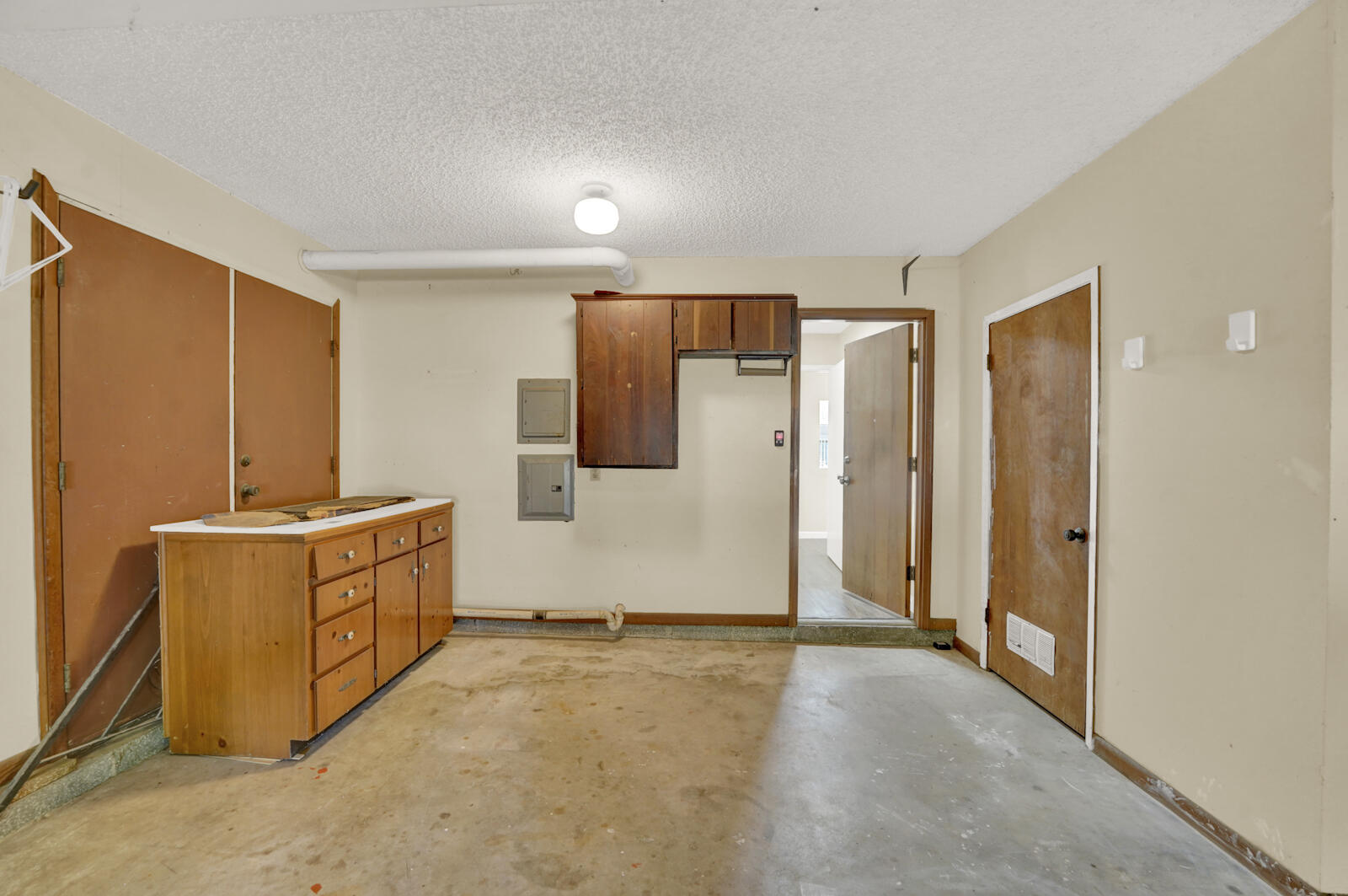 645 Carr Drive