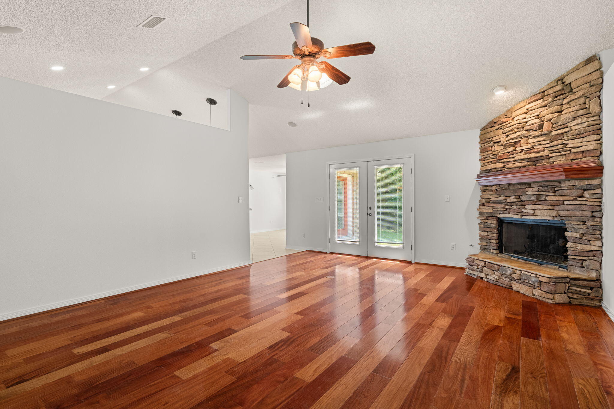 10080 Pilgrim Trail Road