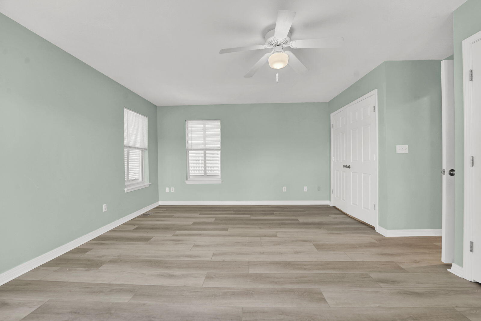 93 Beachfront Trail