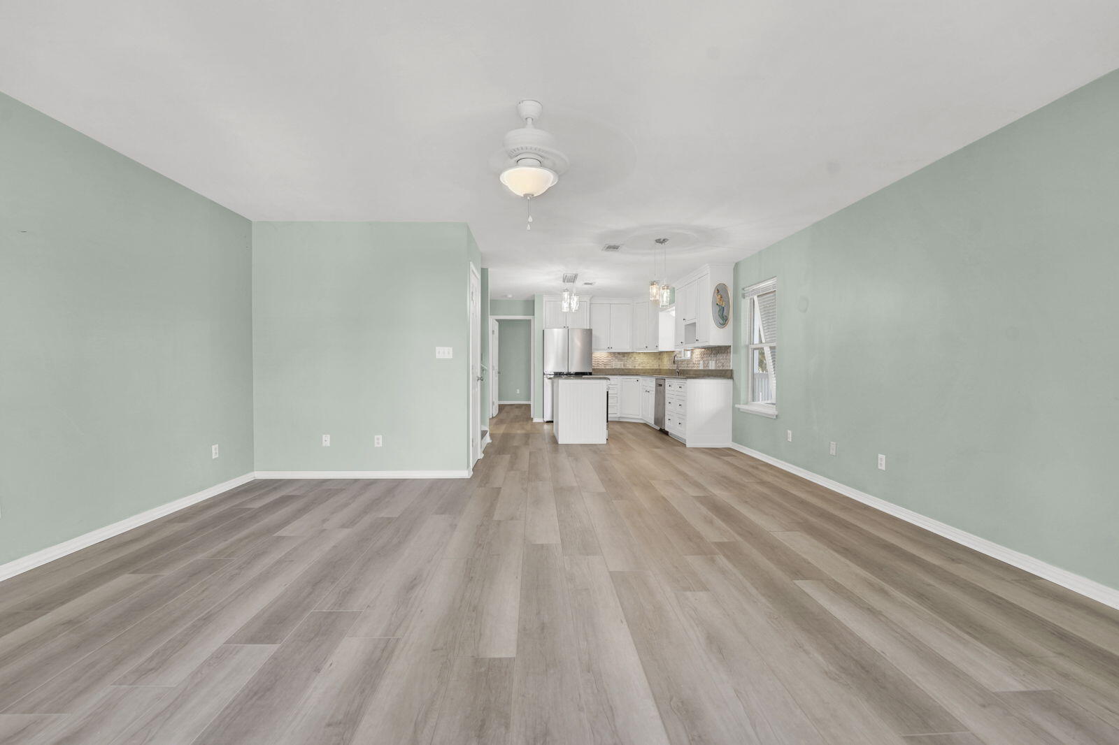 93 Beachfront Trail