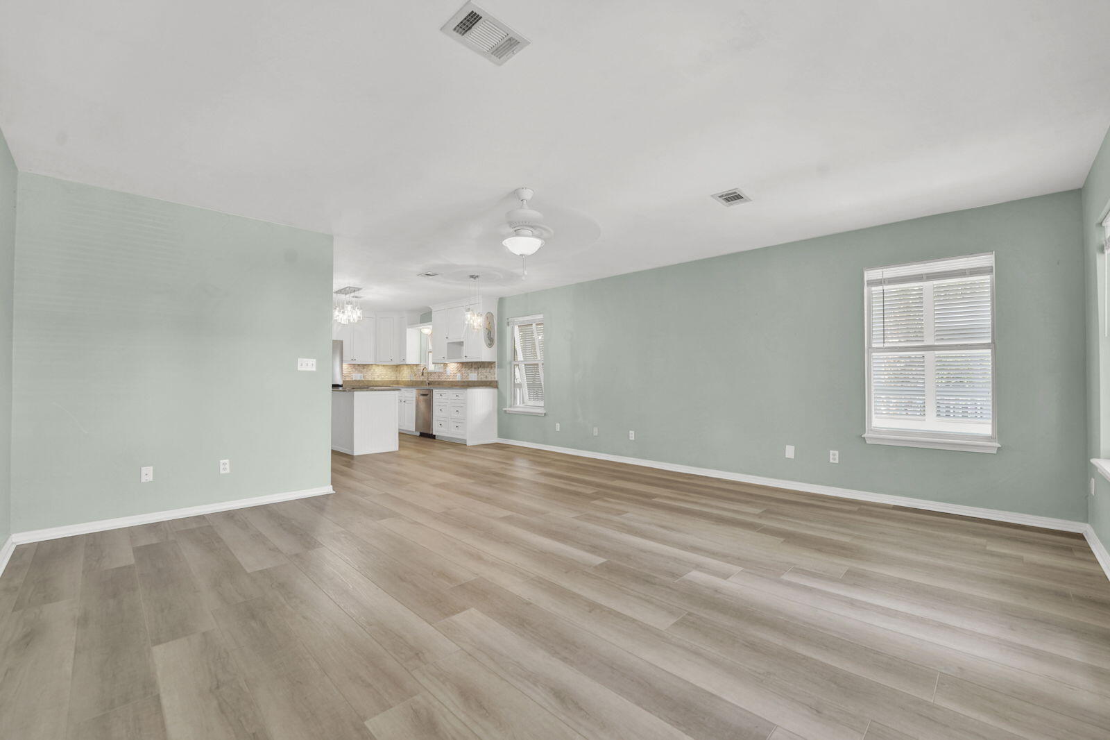 93 Beachfront Trail
