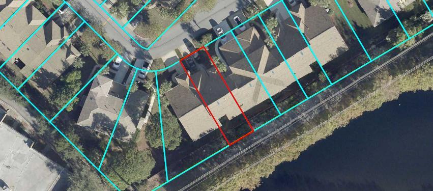 126 South Shore Drive, 8