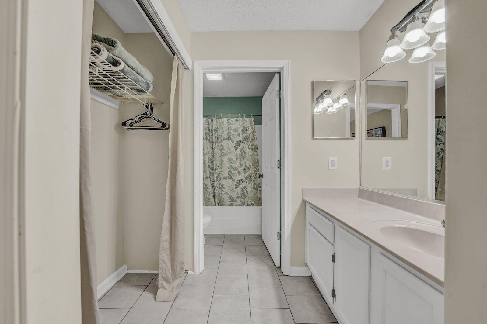 200 Sandestin Lane APT 612