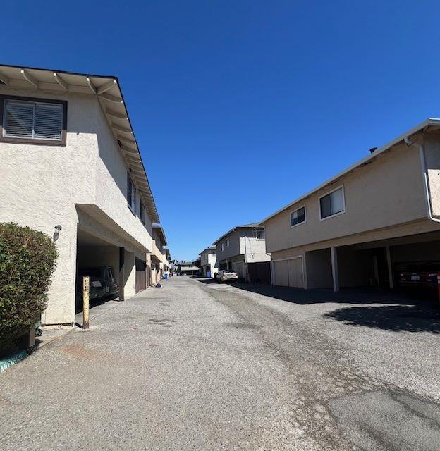 880 Canfield CT
