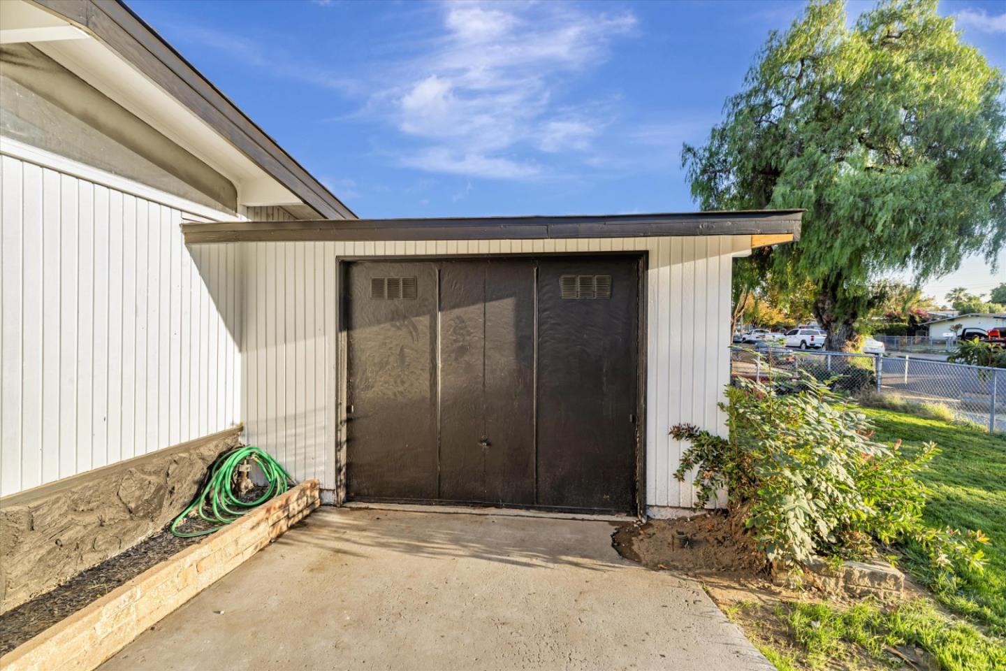 1668 Orlando DR