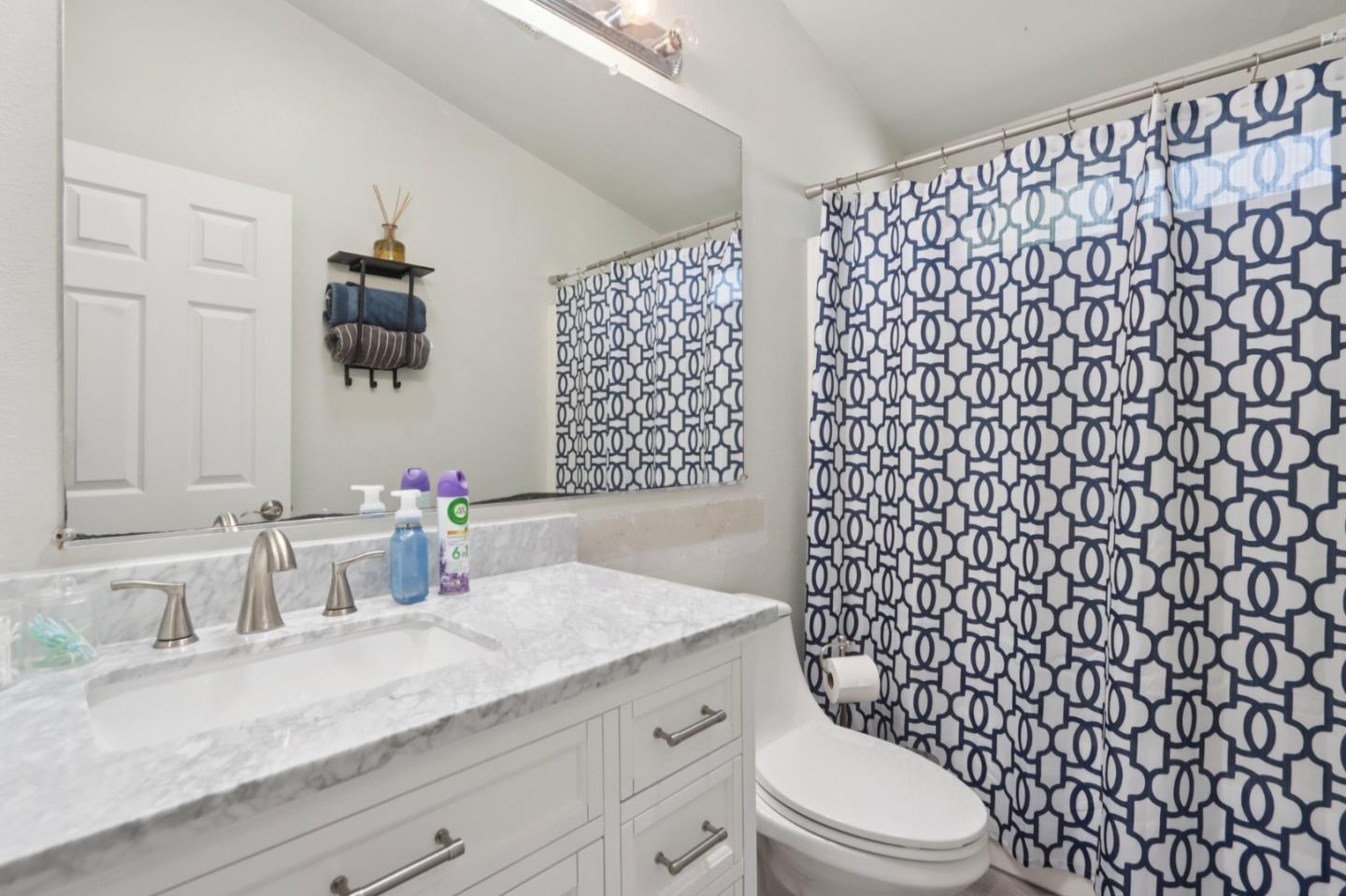 200 Ford Road Unit: 242