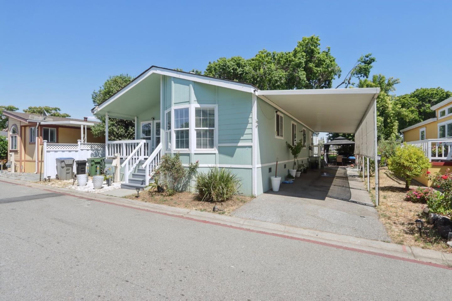 200 Ford Road Unit: 242