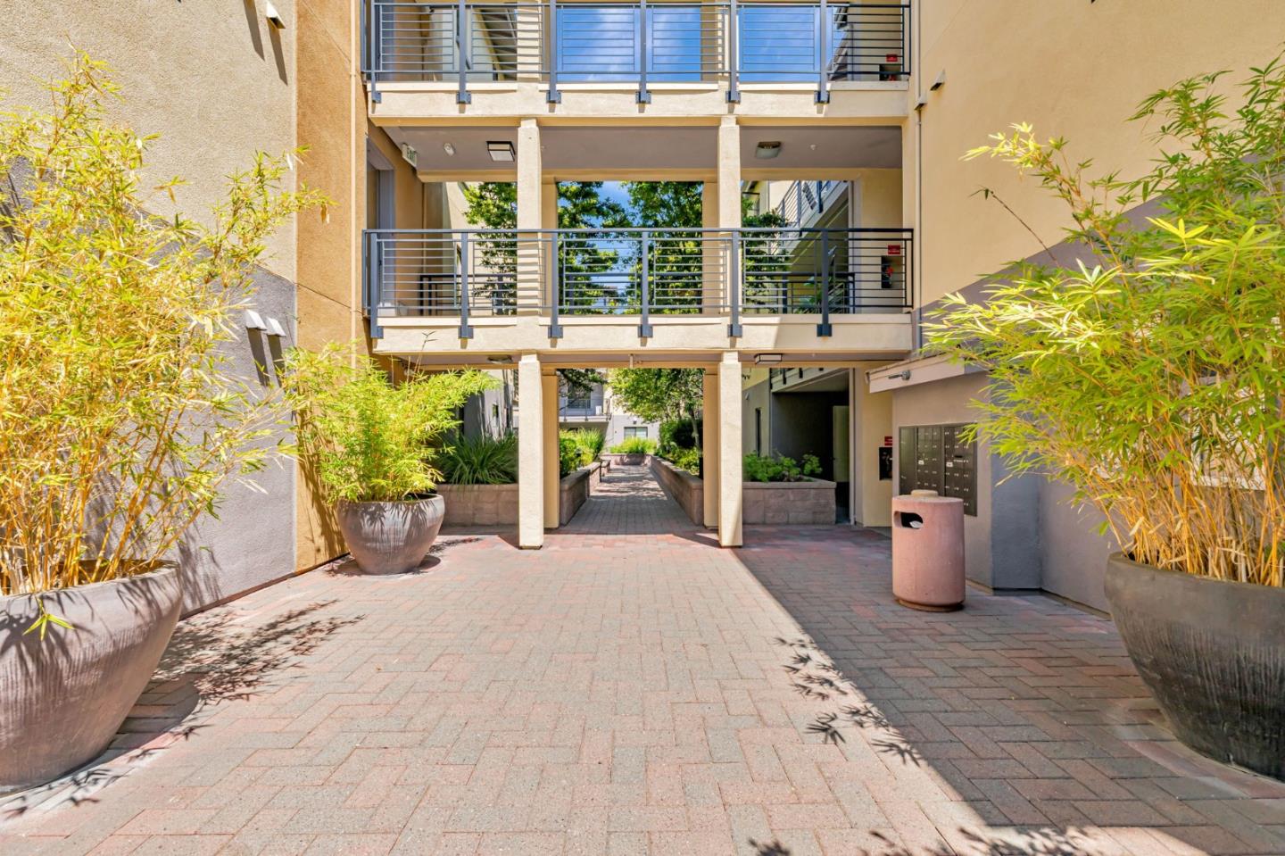800 North 8th Street 311