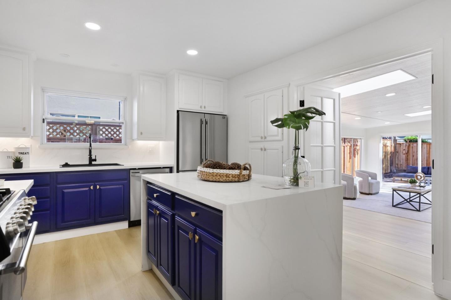 260 Bieber DR