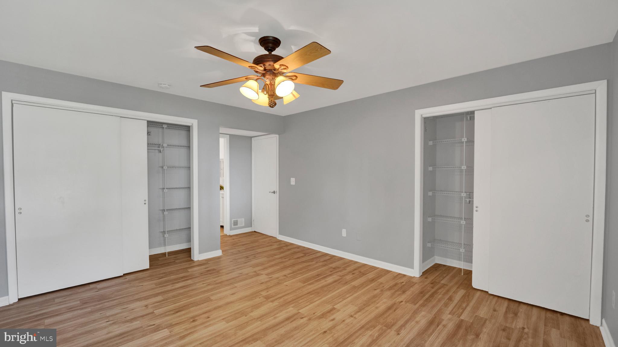 5 S AVON DRIVE