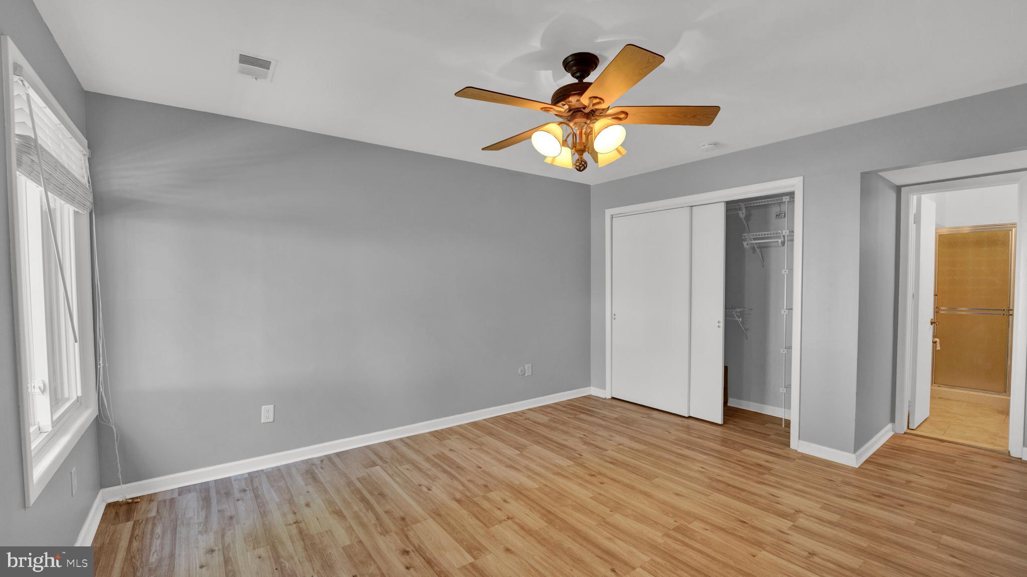 5 S AVON DRIVE