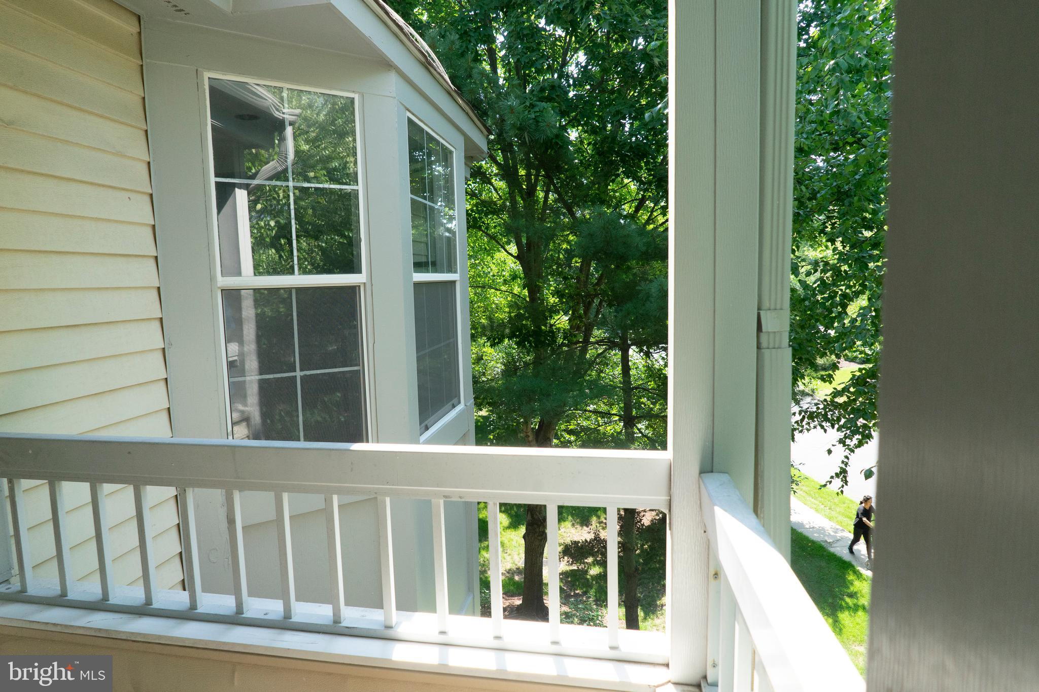 120 Acadia COURT Unit: 10