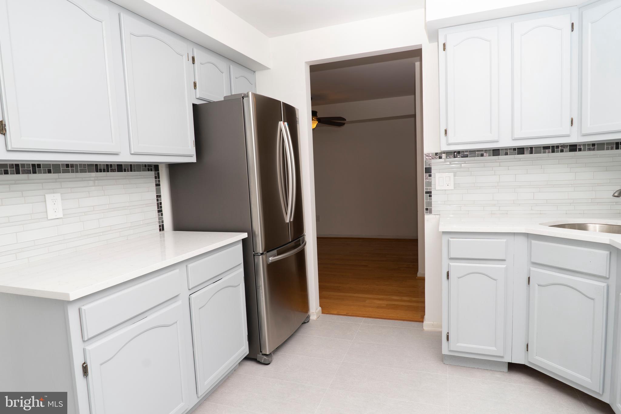 120 Acadia COURT Unit: 10