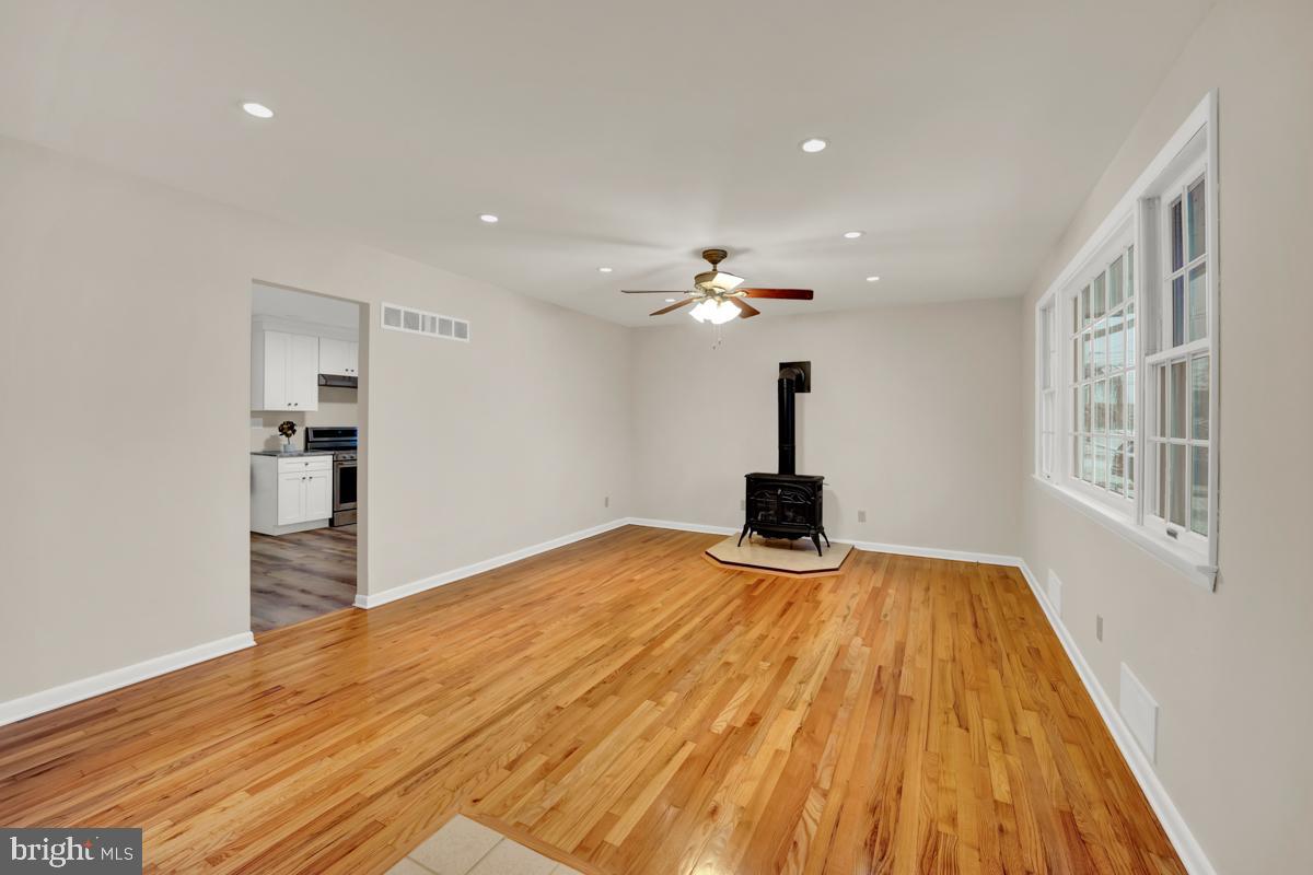84 Berwyn PLACE