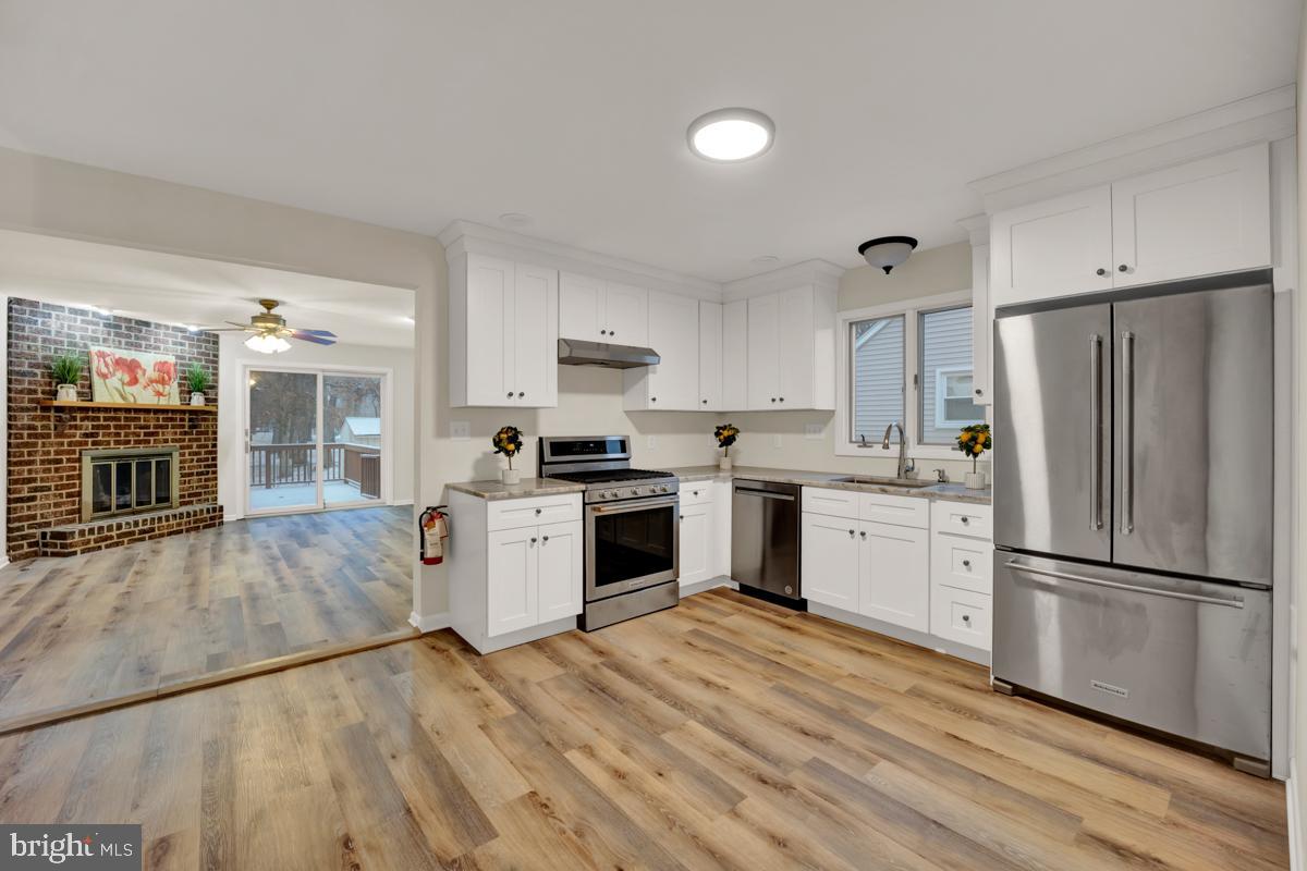 84 Berwyn PLACE