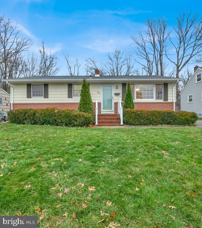 84 Berwyn PLACE