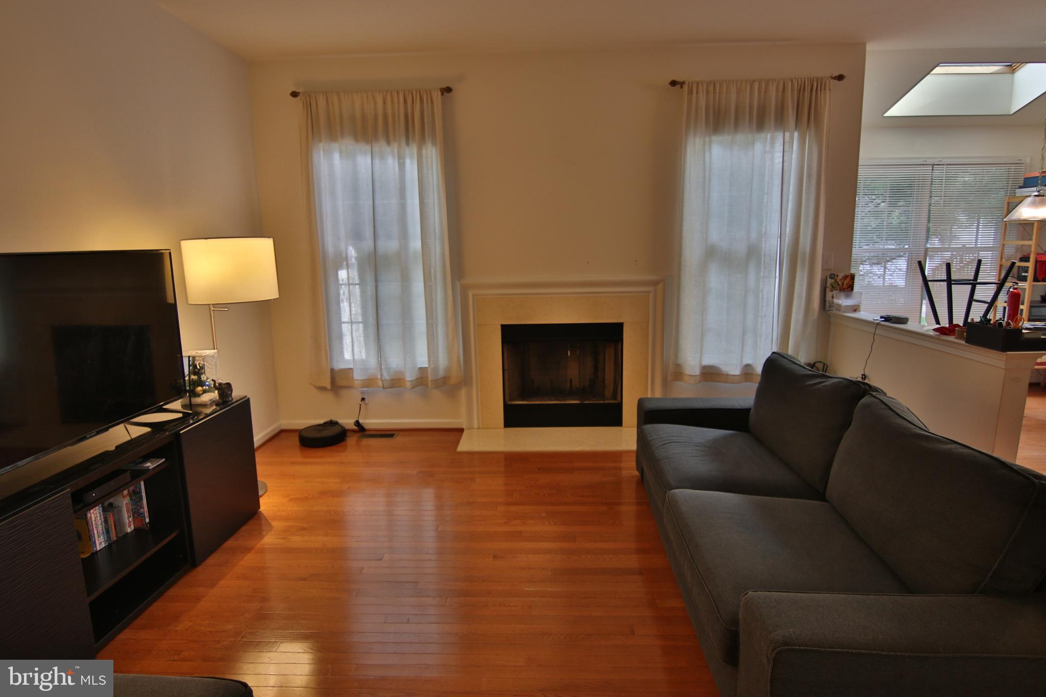 8 Wedgewood Ct