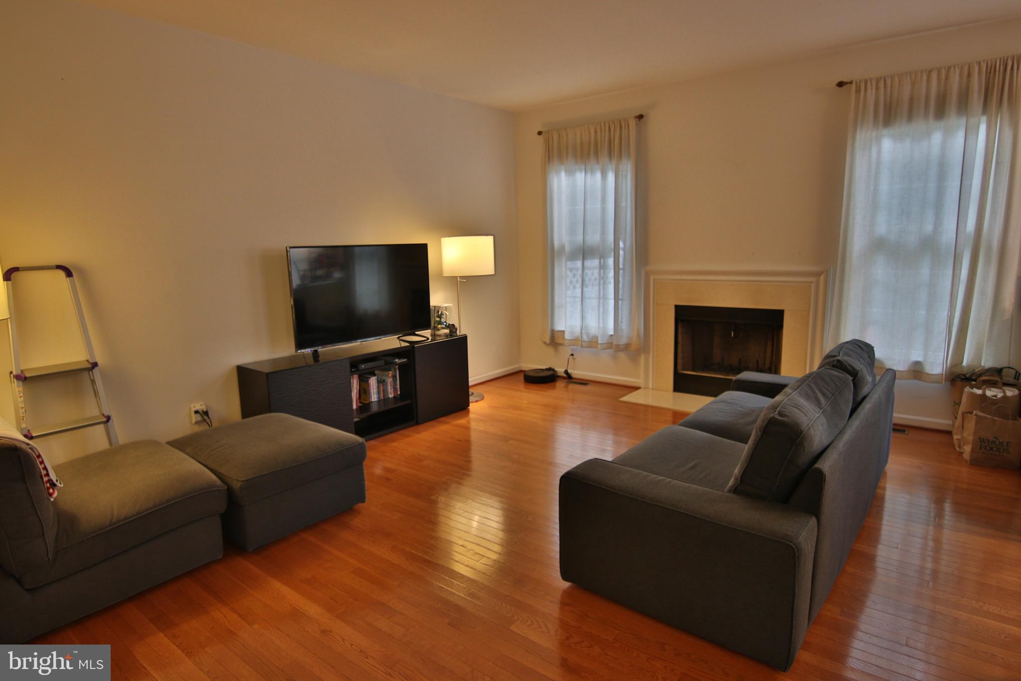 8 Wedgewood Ct
