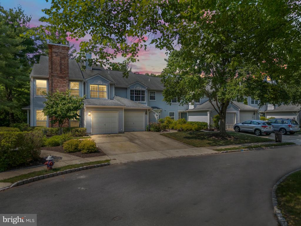 11 Aldgate Ct