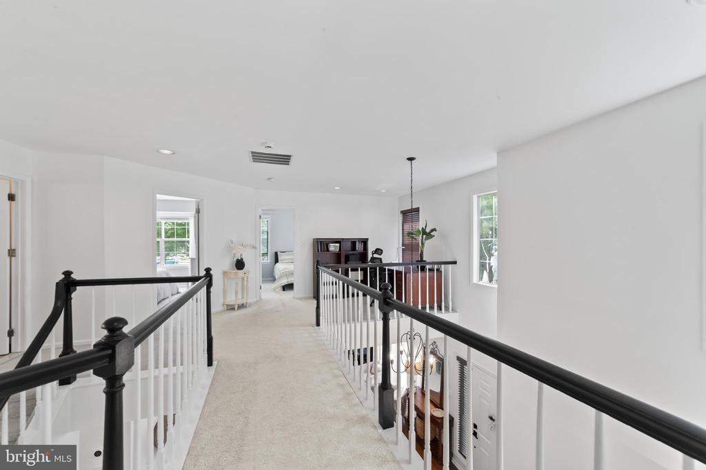 11 Aldgate Ct