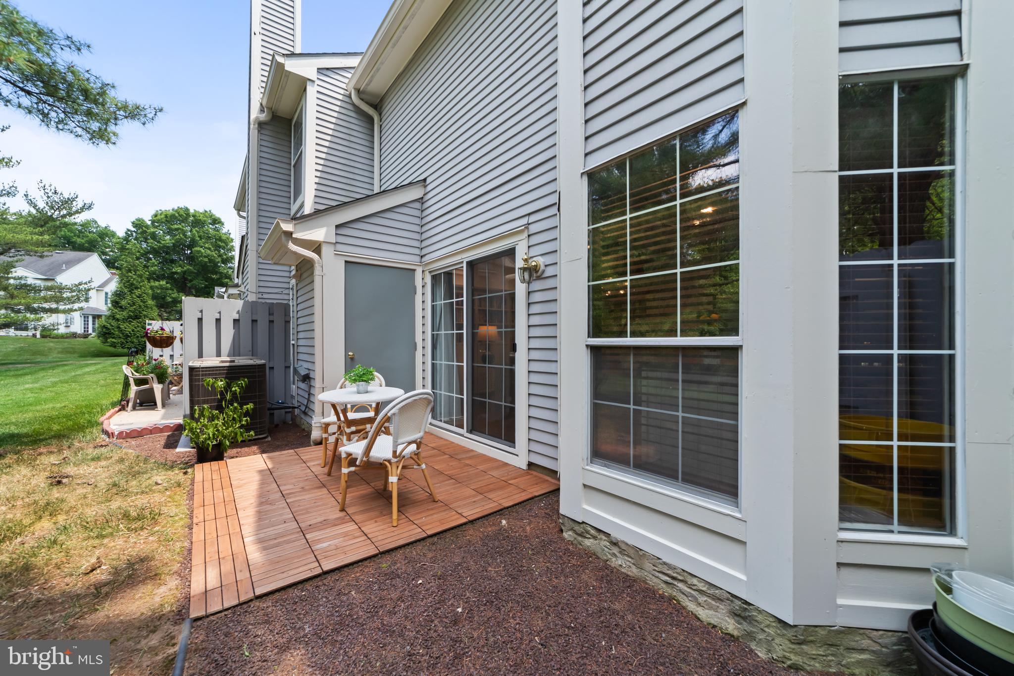 11 Aldgate Ct