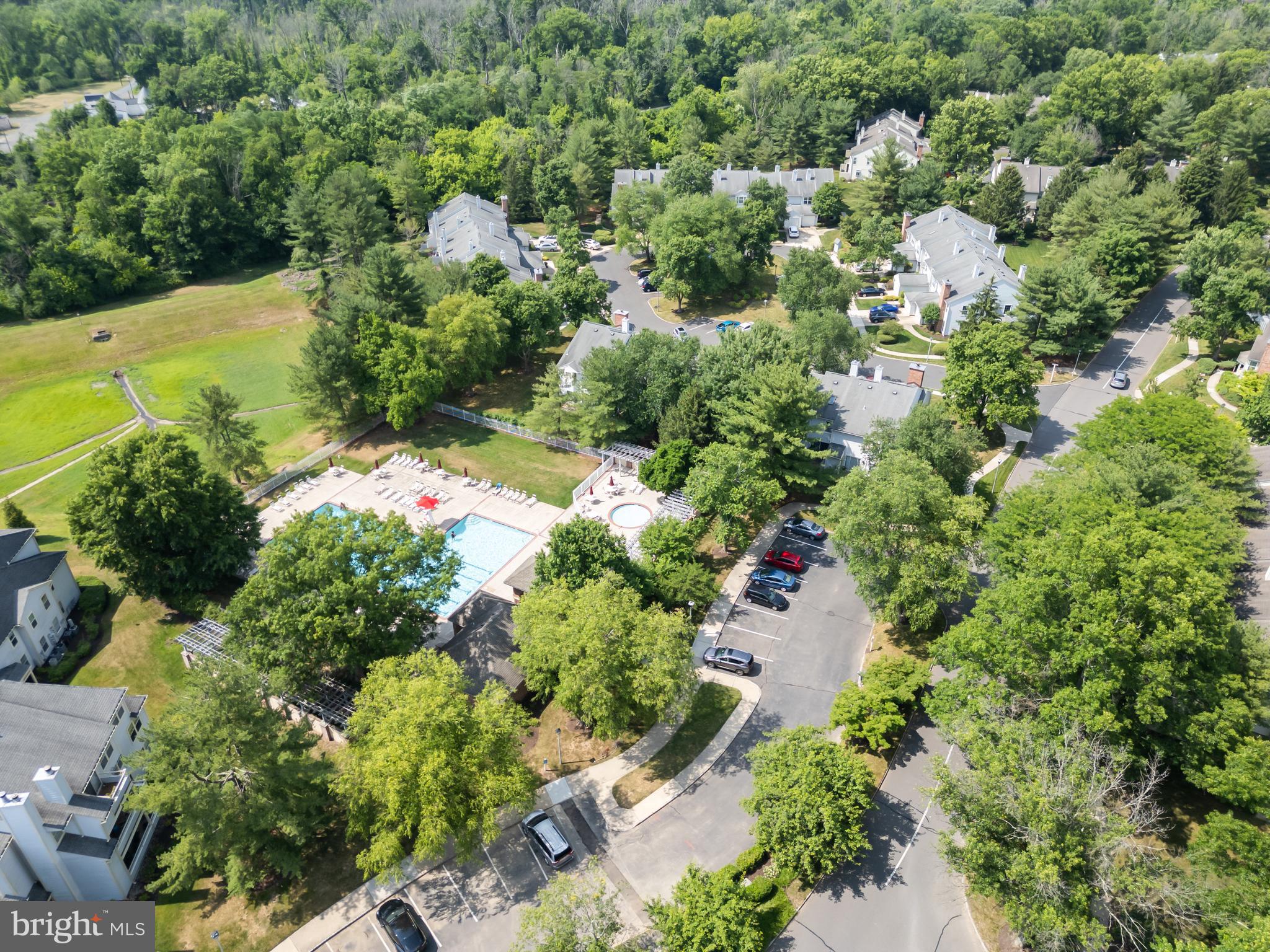 11 Aldgate Ct