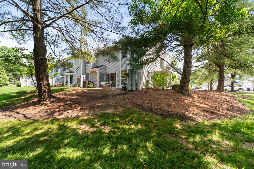 11 Aldgate Ct