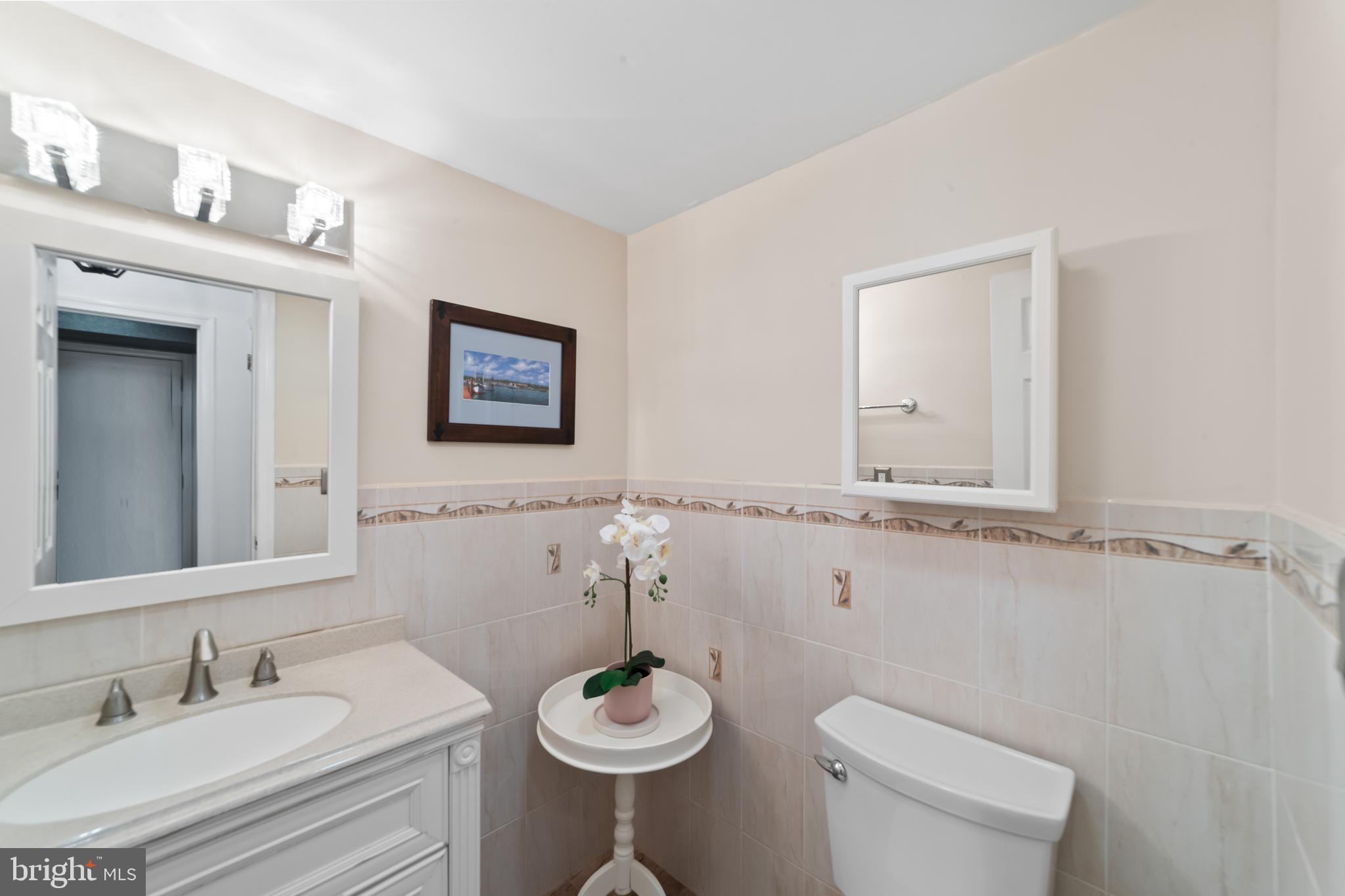 11 Aldgate Ct