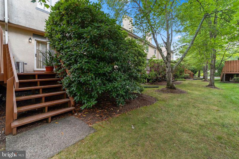 25 Exeter Ct
