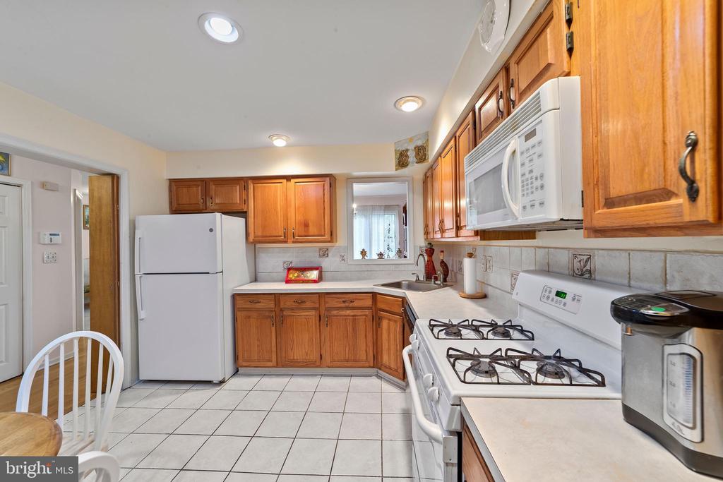 25 Exeter Ct