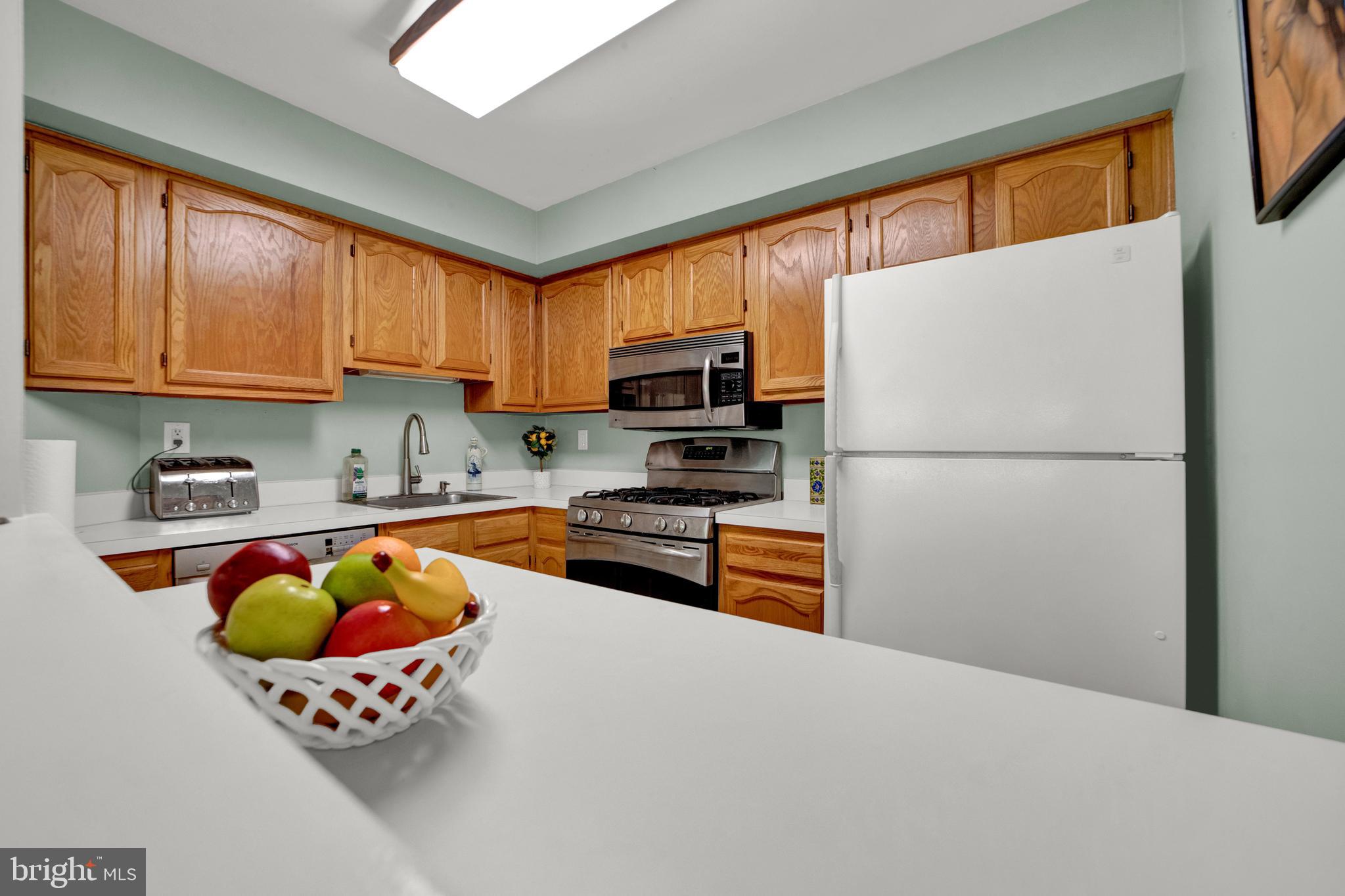 303 Trinity Ct #2