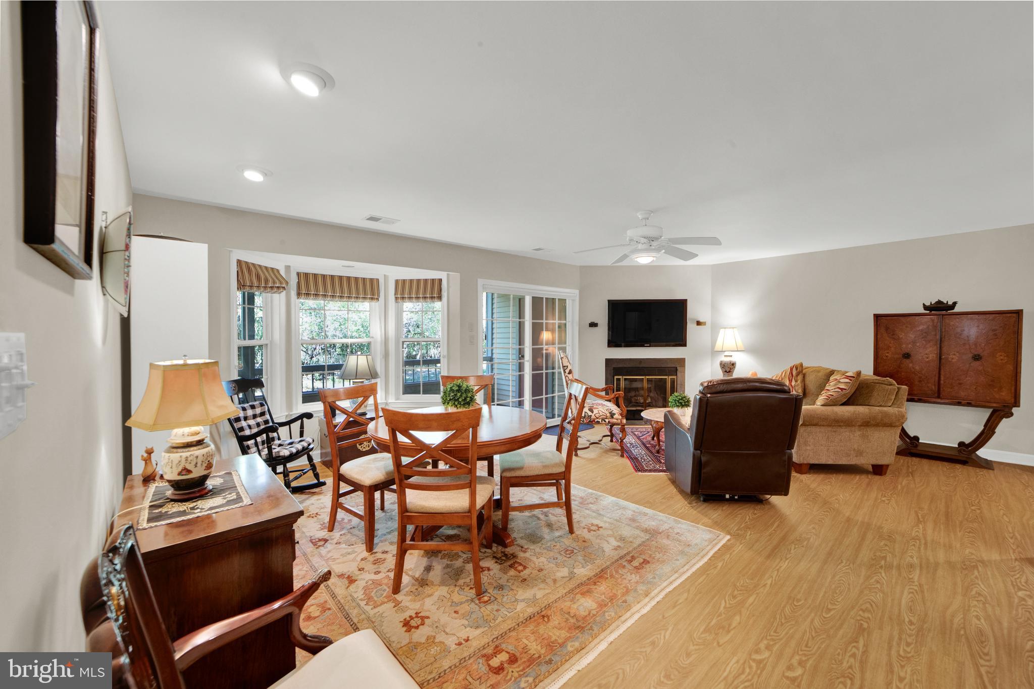 303 Trinity Ct #2