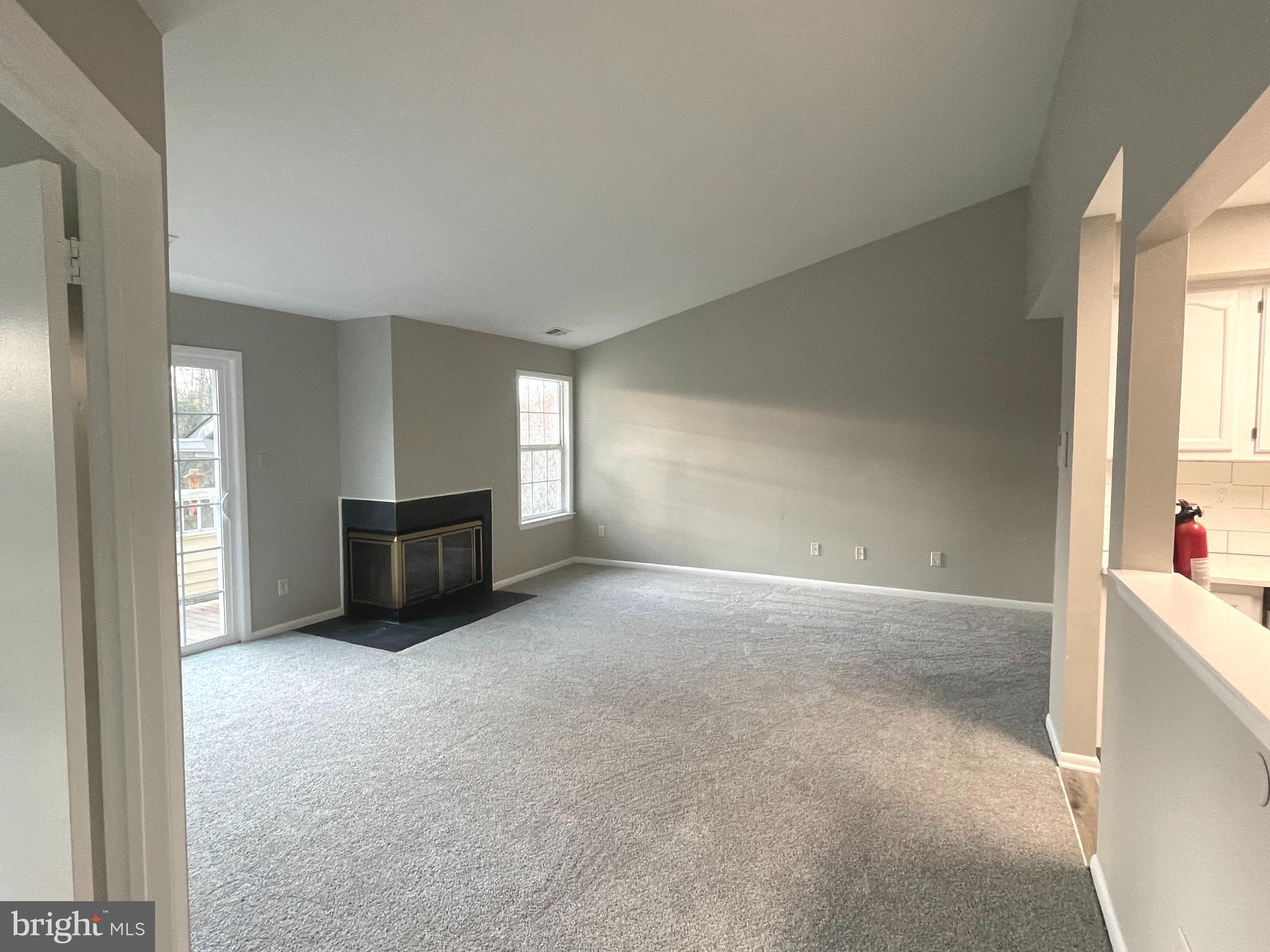 205 SALEM CT #10
