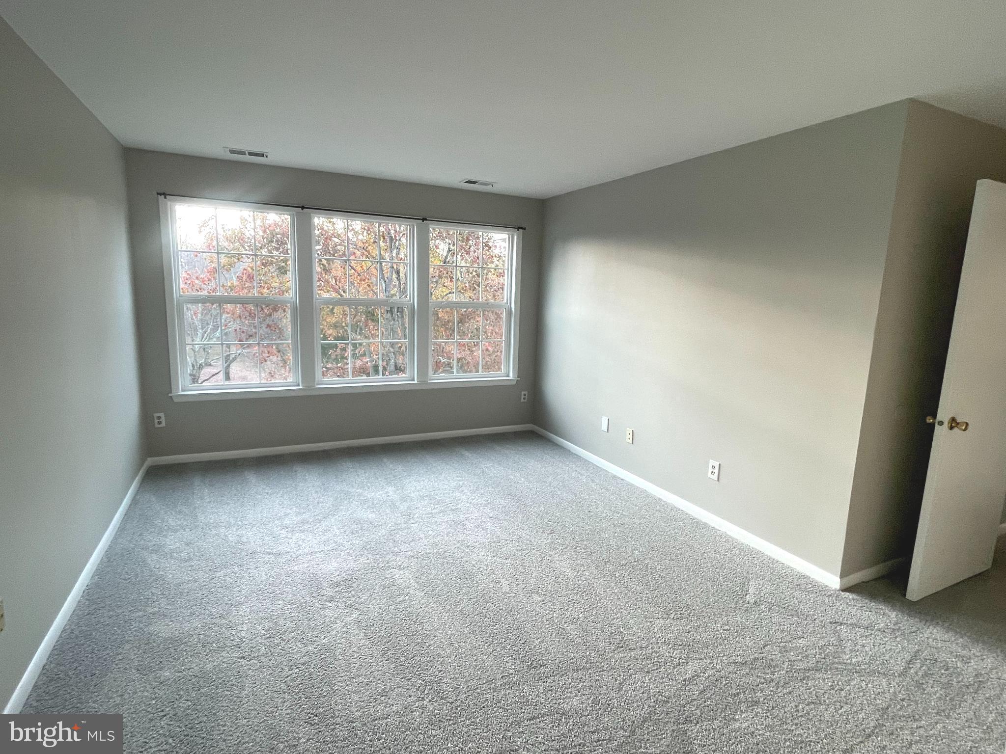 205 SALEM CT #10
