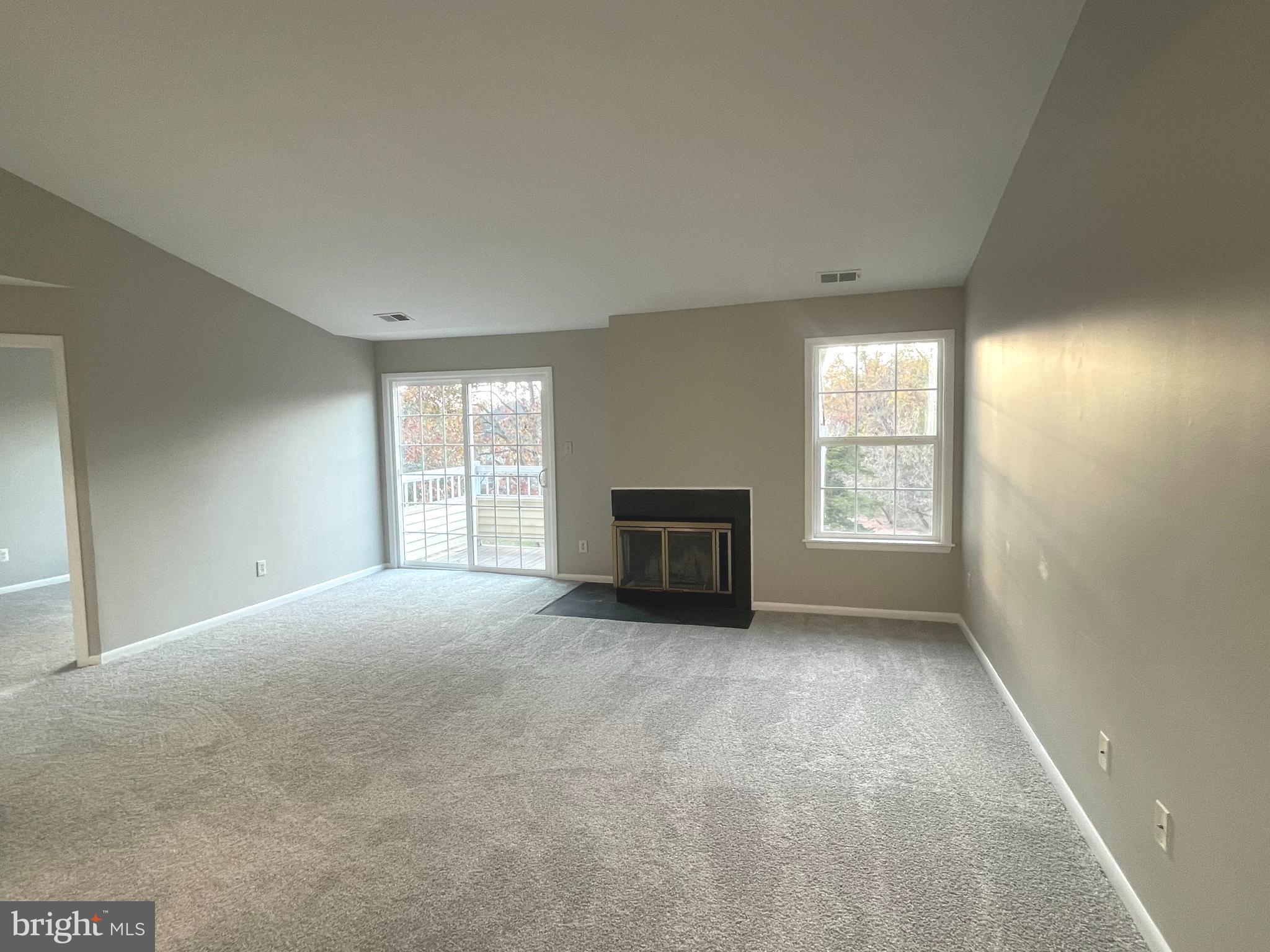 205 SALEM CT #10