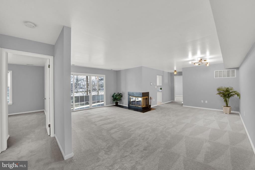 103 Sequoia Ct #7