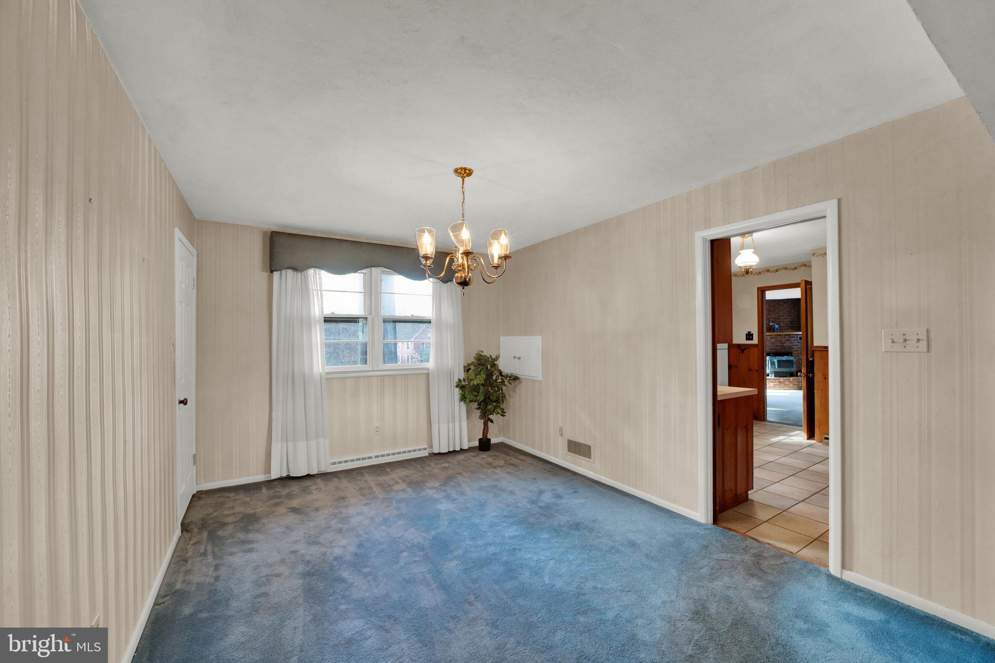 3 Clover Hill Cir