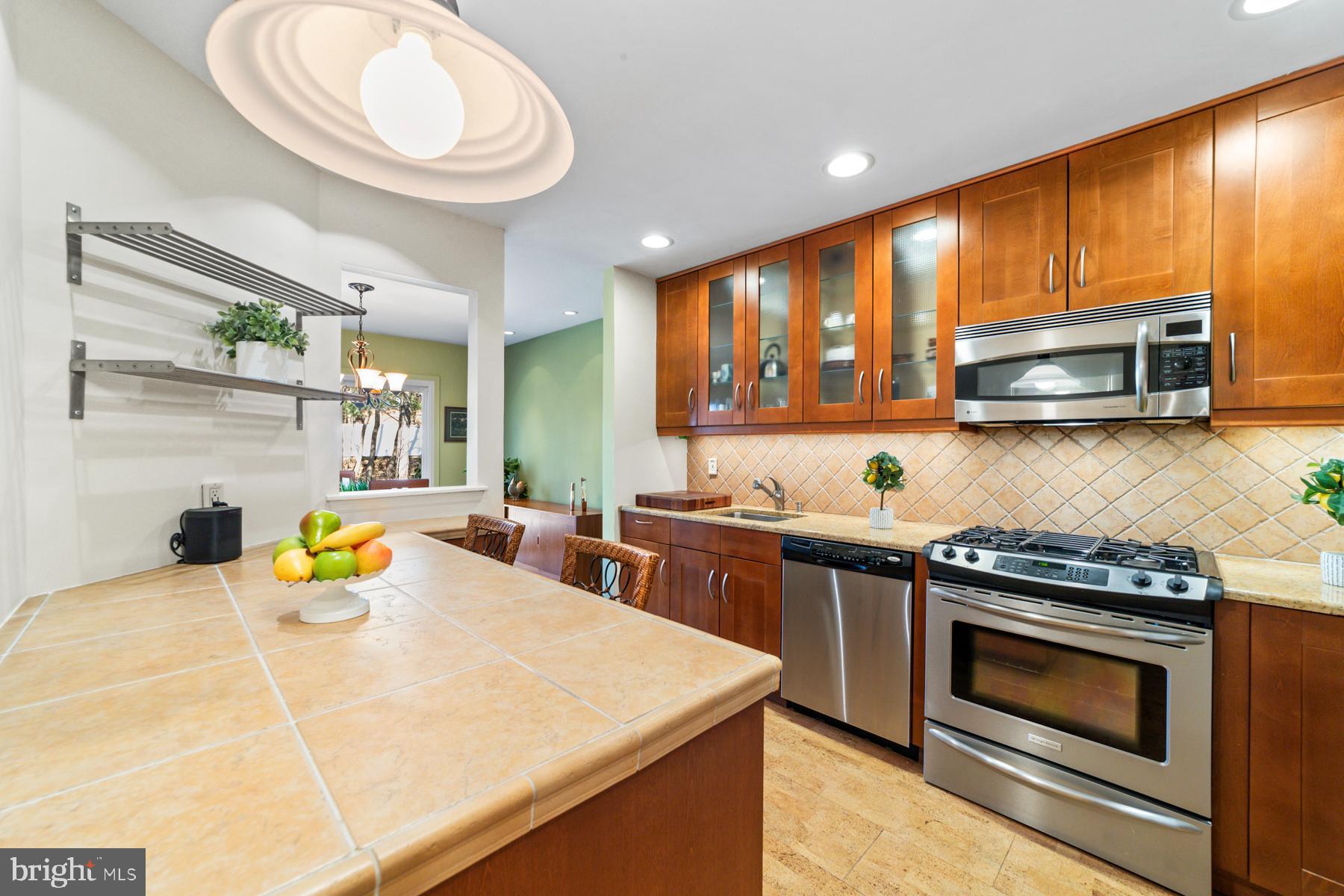 86 Cypress Dr