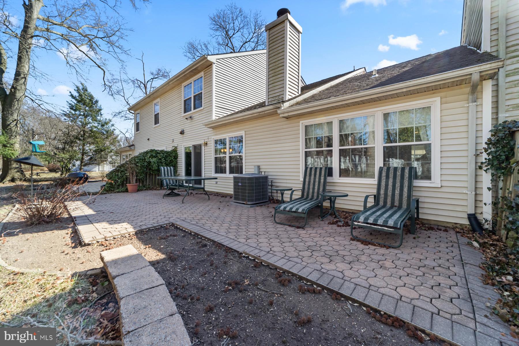 86 Cypress Dr
