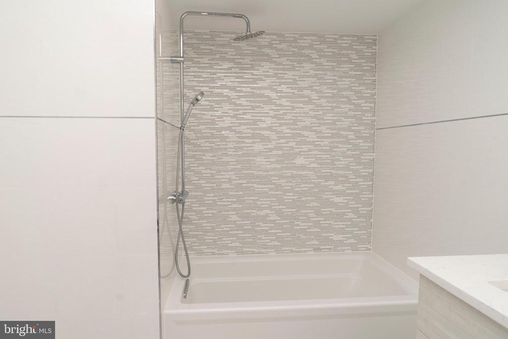 120 ACADIA CT #10