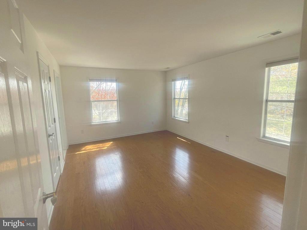 120 ACADIA CT #10
