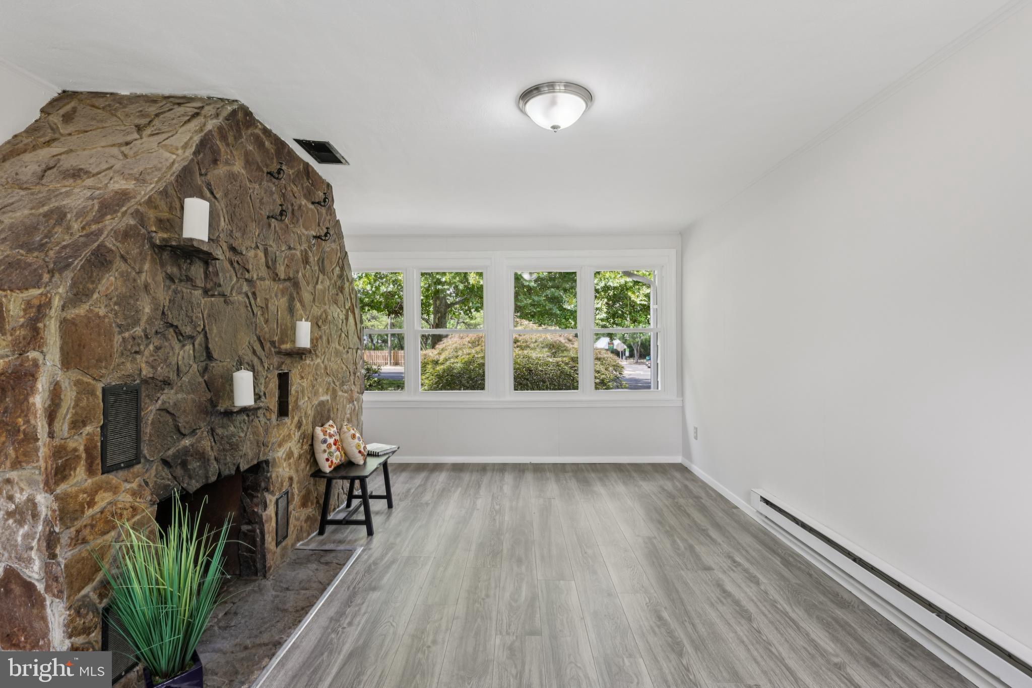 35 Wallace Rd