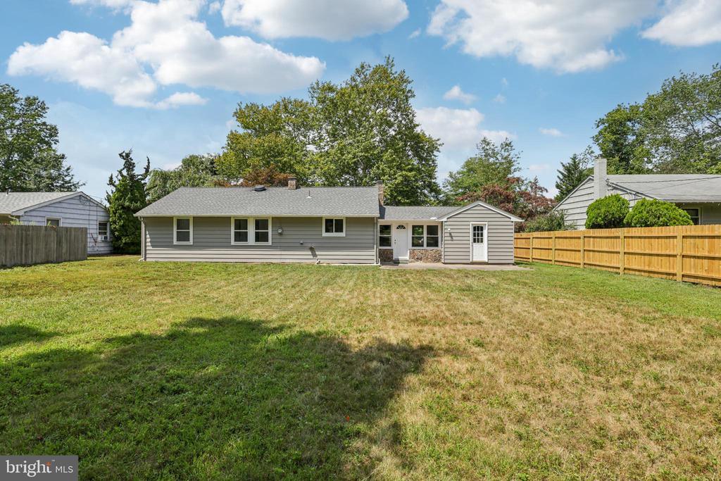 35 Wallace Rd